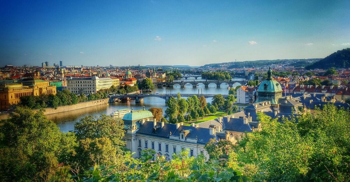 NH Prag City