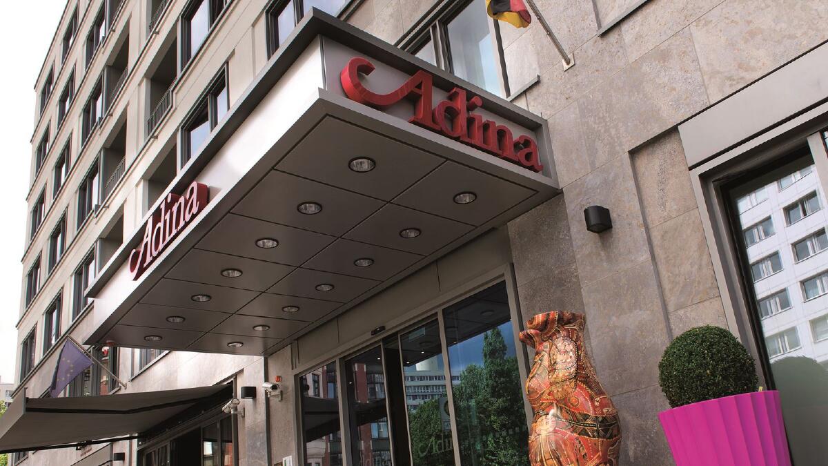 <h1>Anfrage - Adina Apartment Hotel Berlin Hackescher Markt</h1>