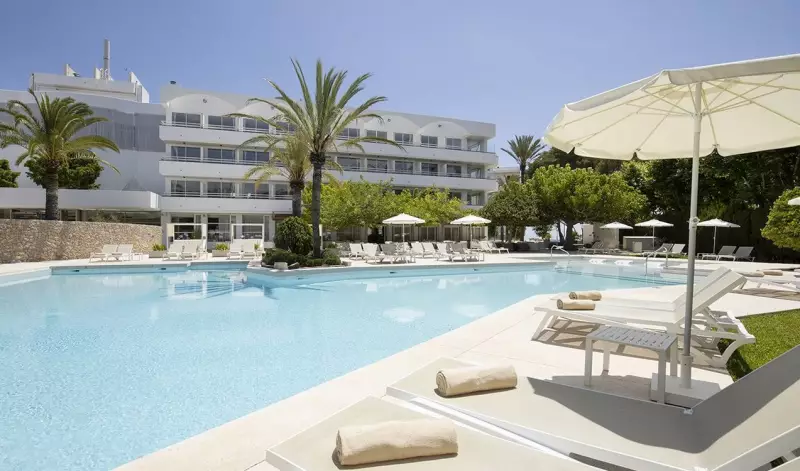 <h1>Canyamel Park Hotel</h1>