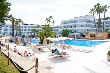 iberostar-waves-playa-de-muro-5